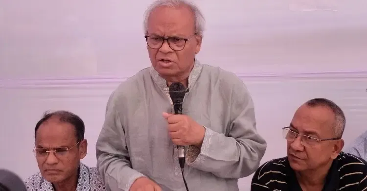 আইজিপির বক্তব্য সরকারকে বিব্রত করবে: রিজভী