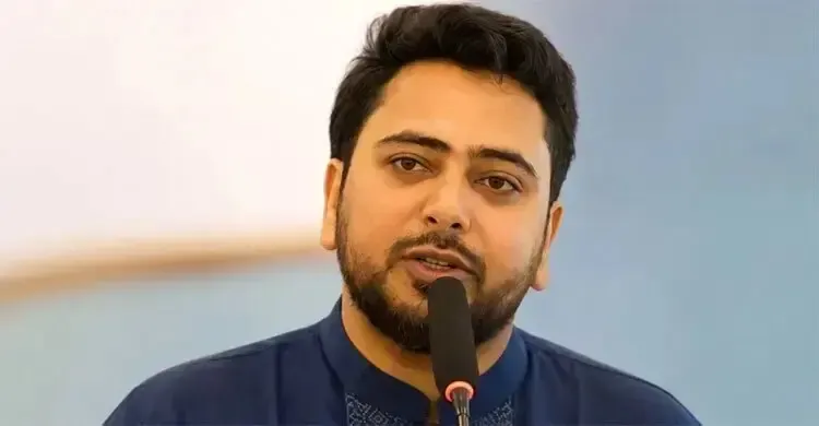 জানাজা ও দাফনের অধিকার ন্যূনতম মানবাধিকার, পিরোজপুরে বাধার নিন্দা নাহিদ ইসলামের