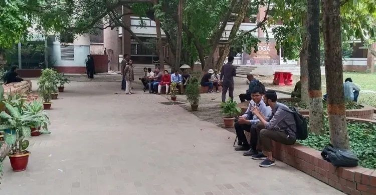নটরডেম কলেজে ফল প্রকাশের দিনও নেই উচ্ছ্বাস, ফাঁকা ক্যাম্পাস