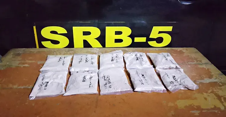 পদ্মার তীরে পরিত্যক্ত অবস্থায় ২ কেজি হেরোইন উদ্ধার, মালিকের সন্ধানে এসআরবি