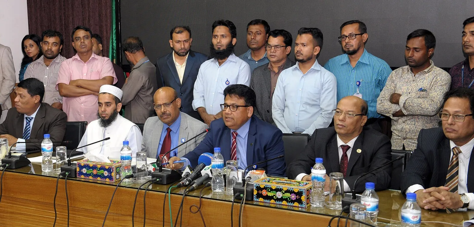 নির্বাচন কমিশনের বৈঠক