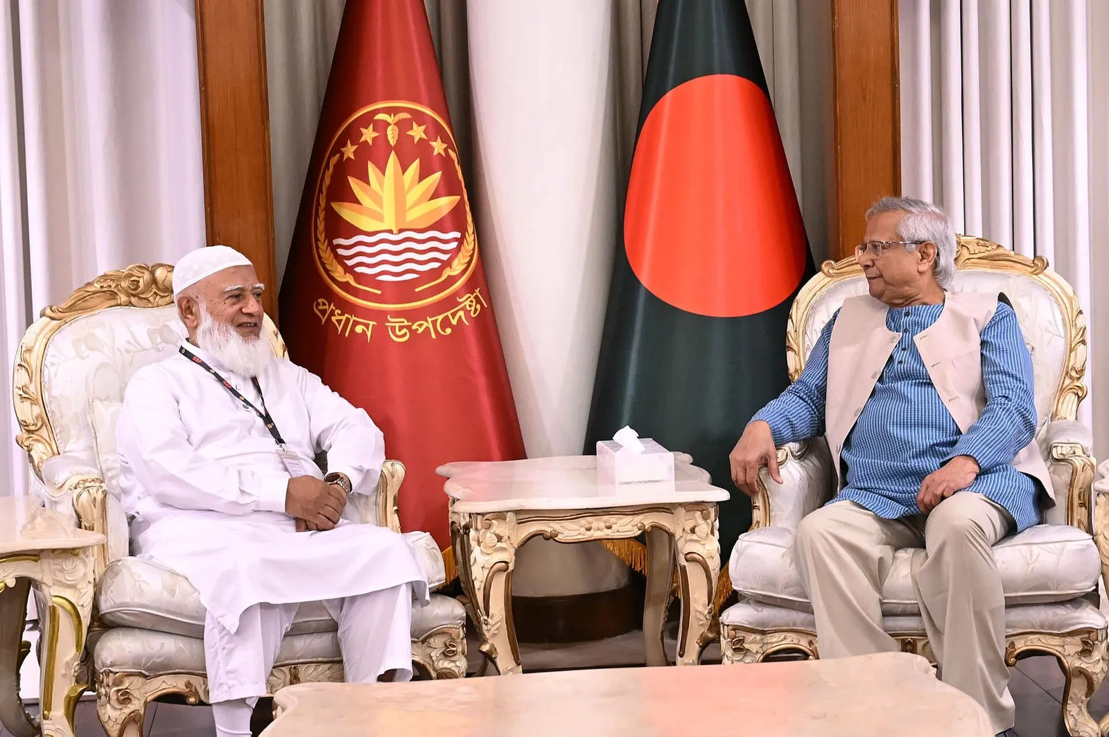 বৈঠকে জামায়াত আমির শফিকুর রহমান