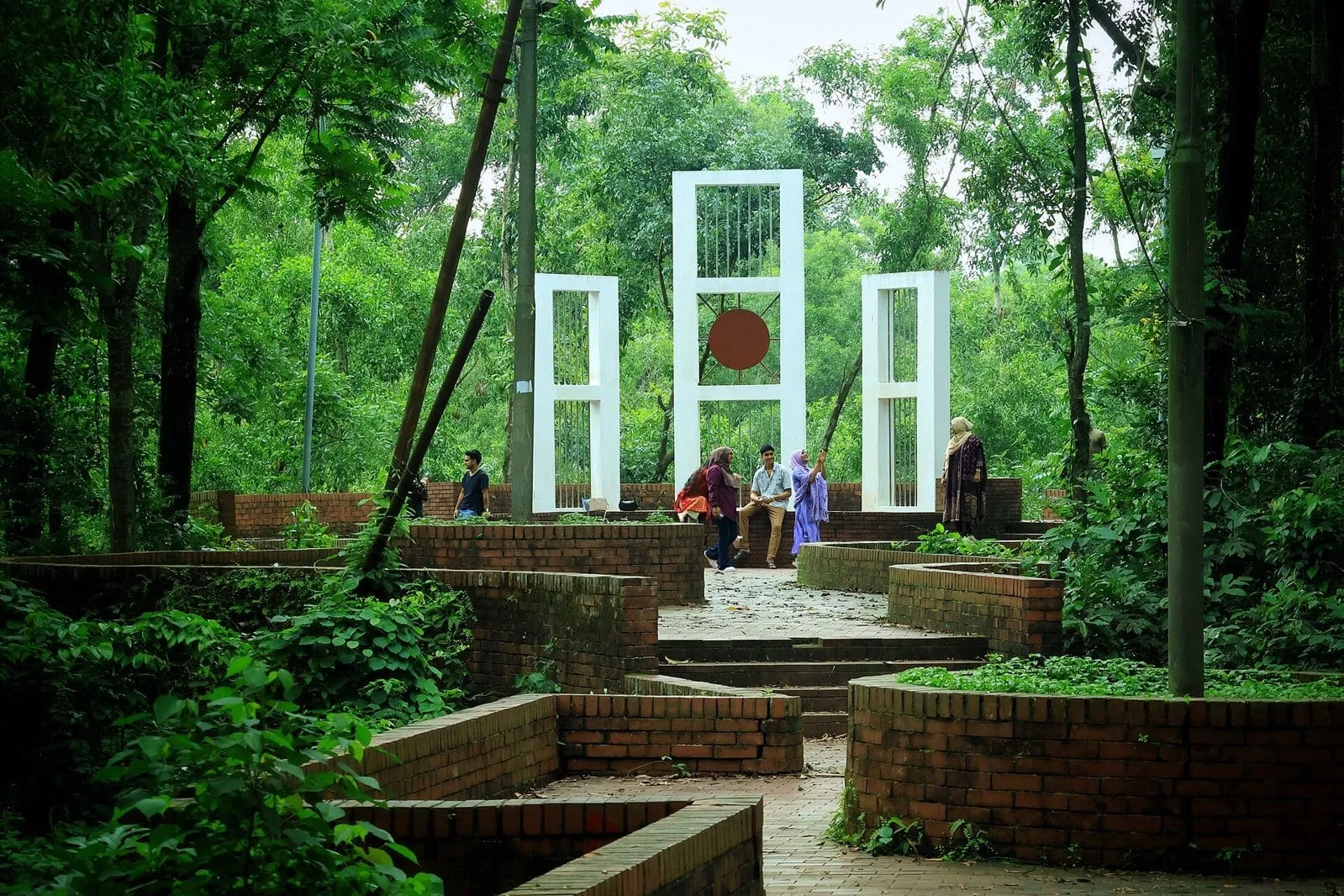 শহীদ মিনার