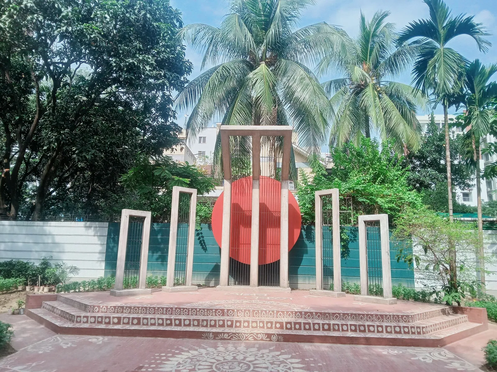 শহীদ মিনার